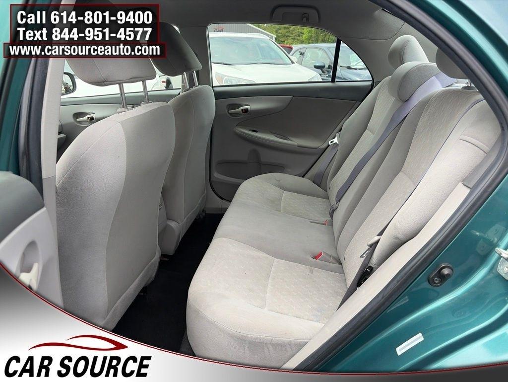 Toyota Corolla  2009