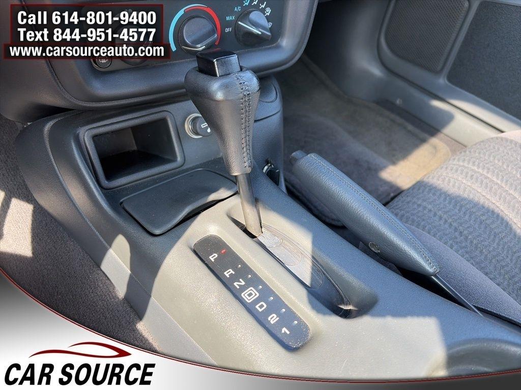 Chevrolet Camaro  1998
