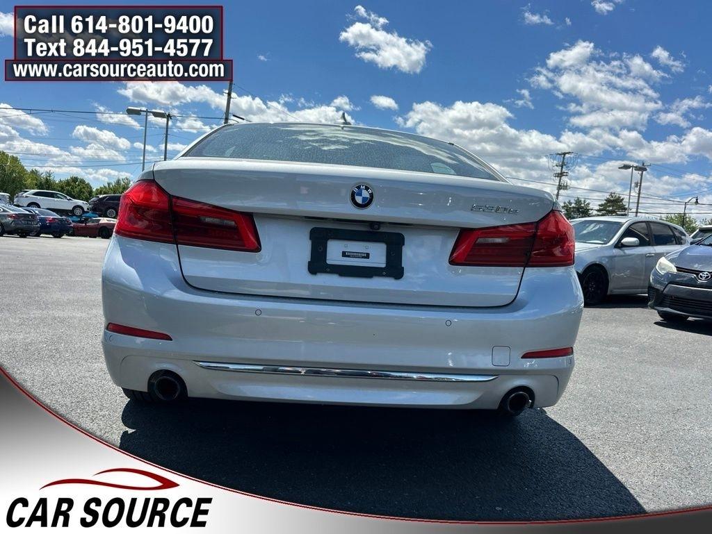 BMW 5 Series  2018