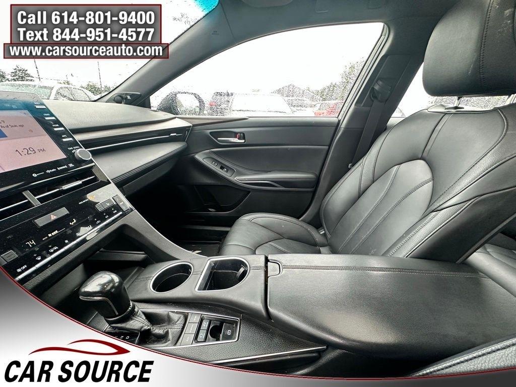 Toyota Avalon  2020