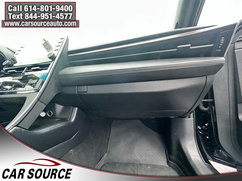 Toyota Avalon  2020