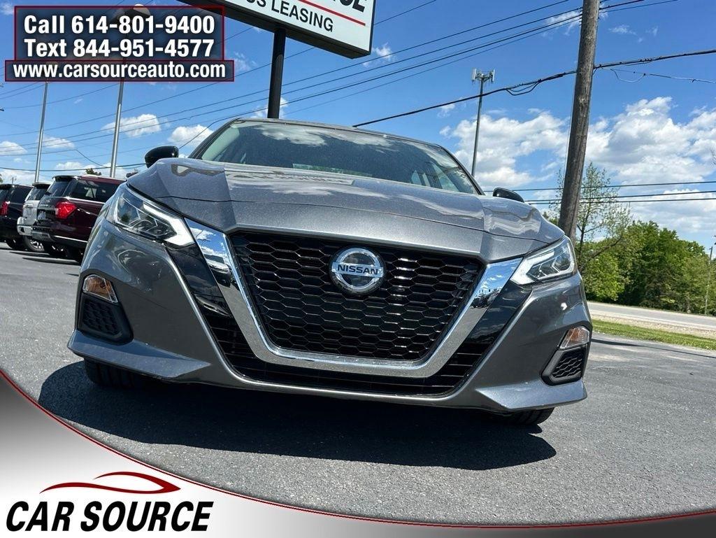 Nissan Altima  2022
