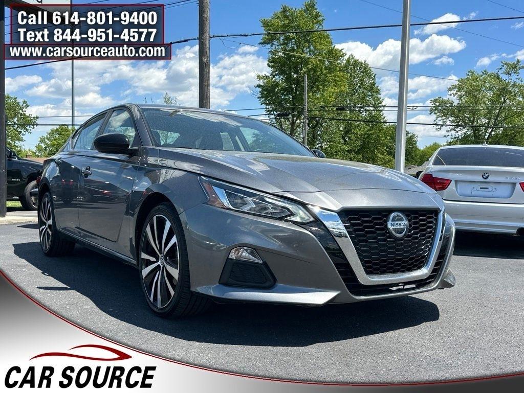 Nissan Altima  2022