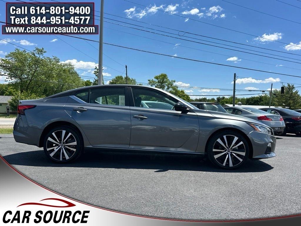 Nissan Altima  2022