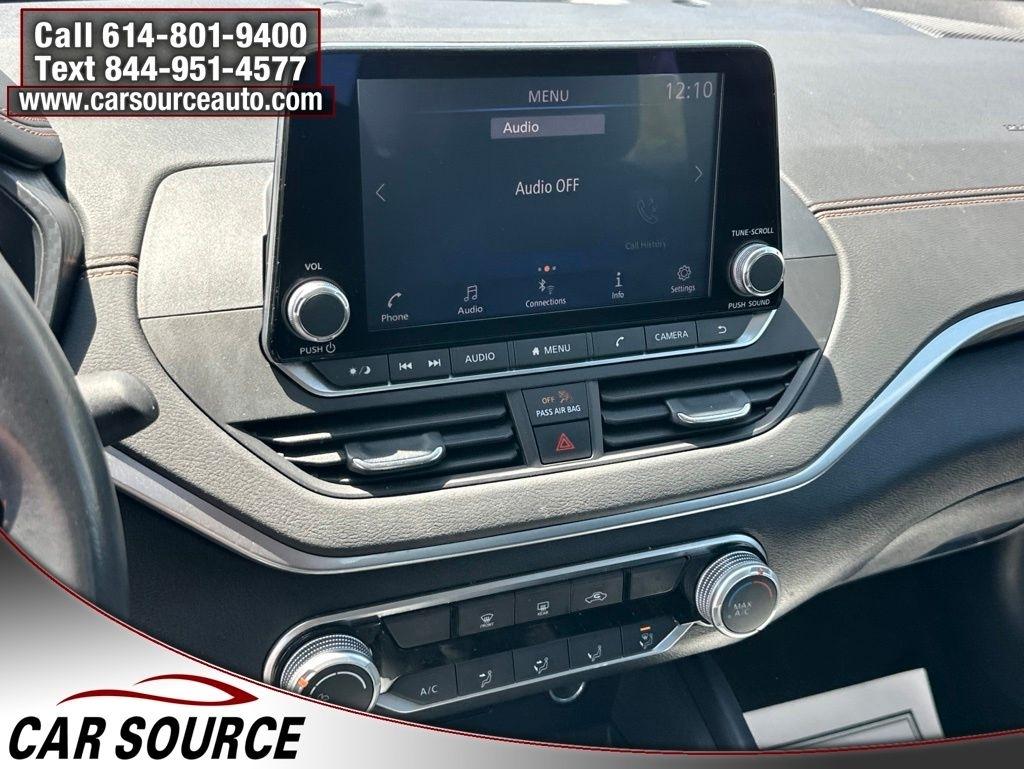 Nissan Altima  2022