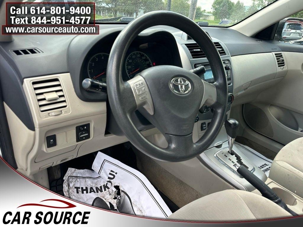 Toyota Corolla  2012
