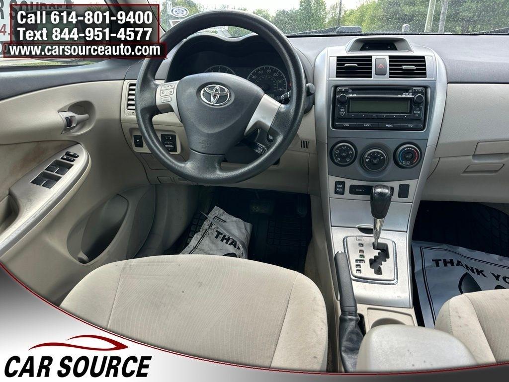 Toyota Corolla  2012