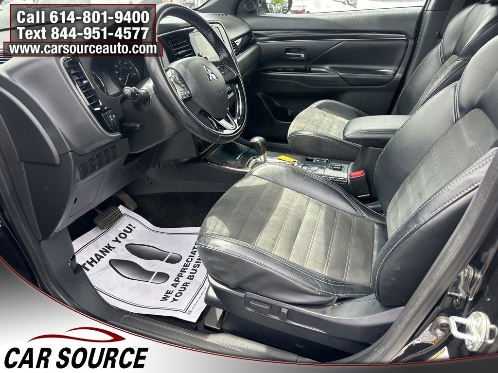 Mitsubishi Outlander  2019