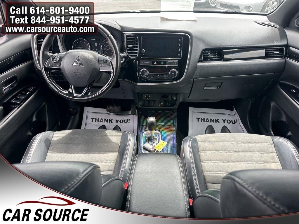 Mitsubishi Outlander  2019