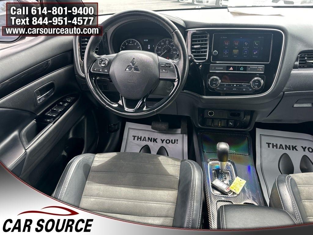Mitsubishi Outlander  2019