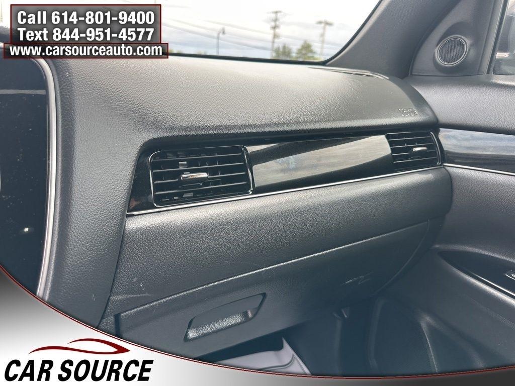 Mitsubishi Outlander  2019