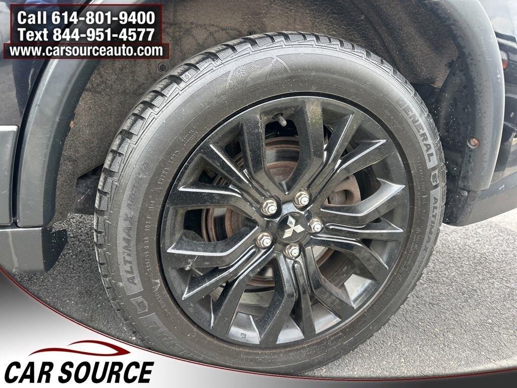 Mitsubishi Outlander  2019
