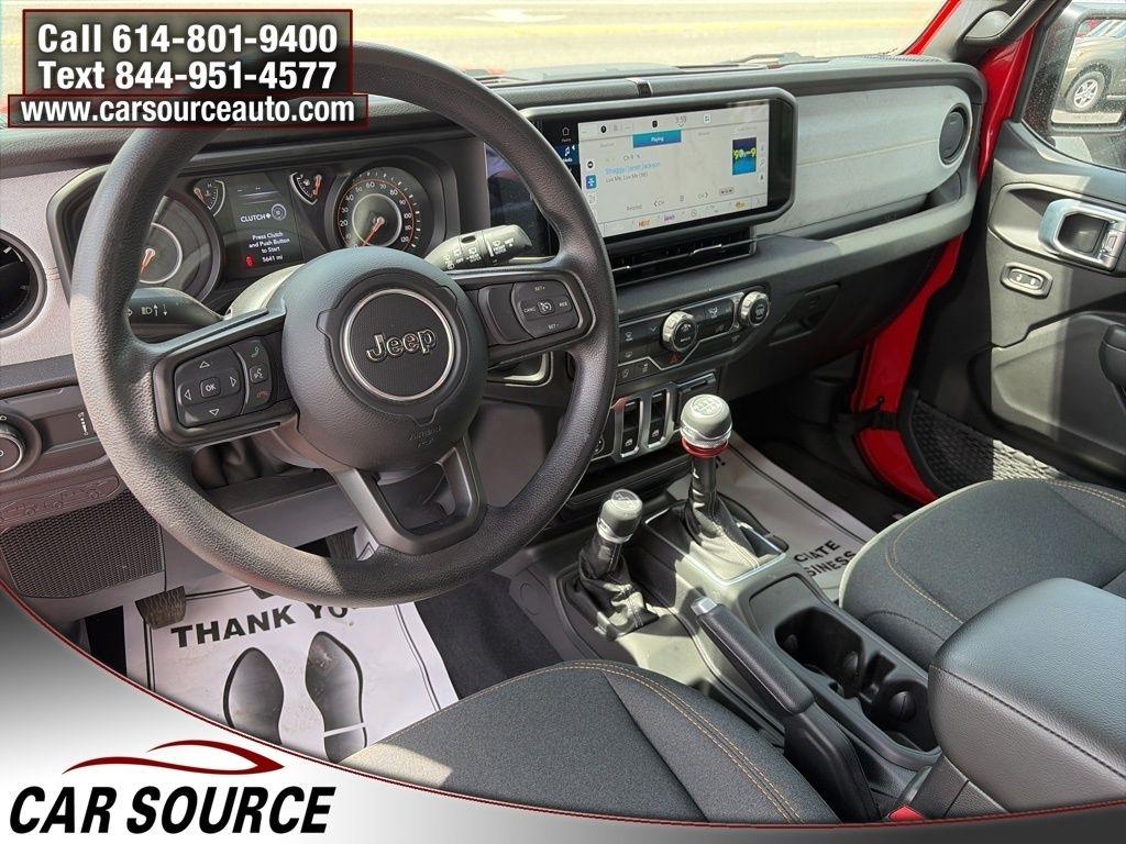 Jeep Wrangler  2025