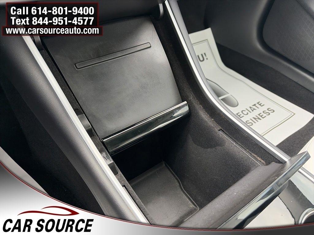 Tesla Model 3  2020