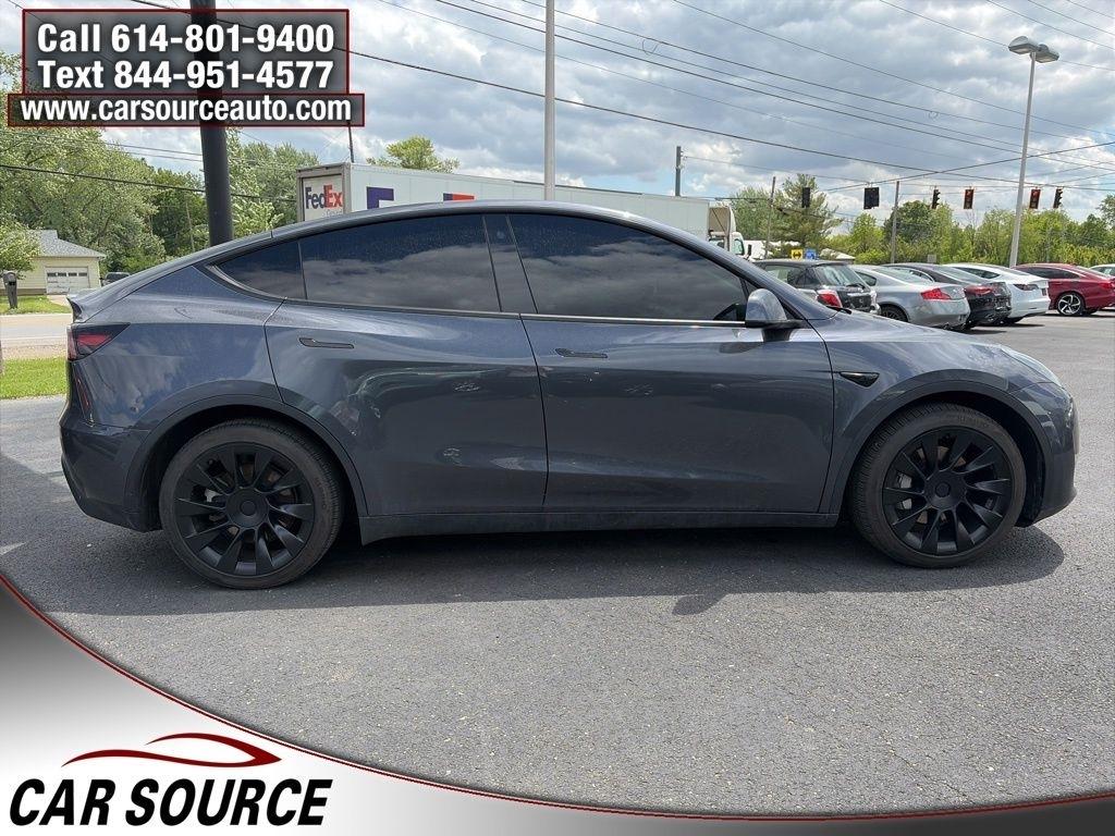 Tesla Model Y  2021