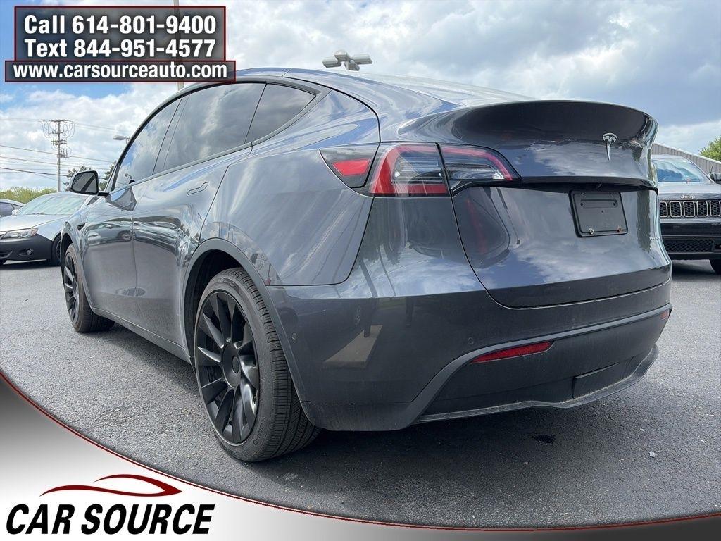 Tesla Model Y  2021