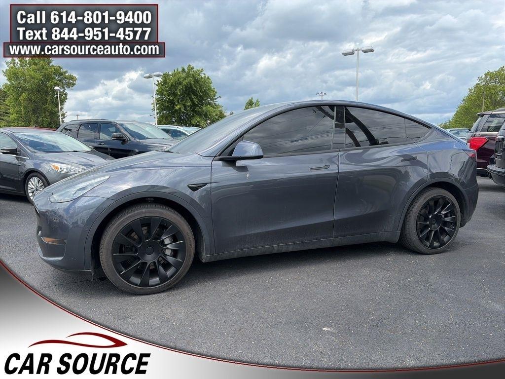 Tesla Model Y  2021