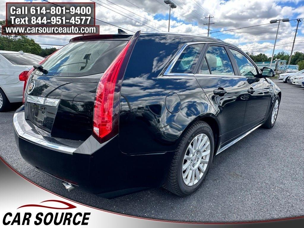 Cadillac CTS Wagon  2011