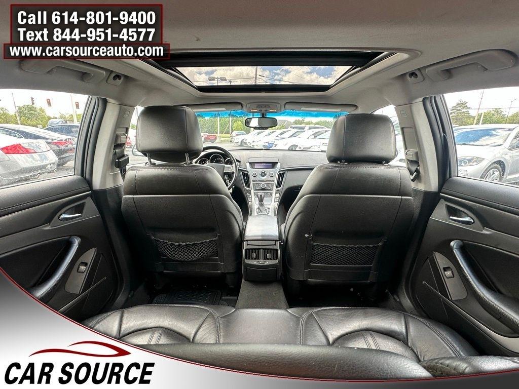 Cadillac CTS Wagon  2011