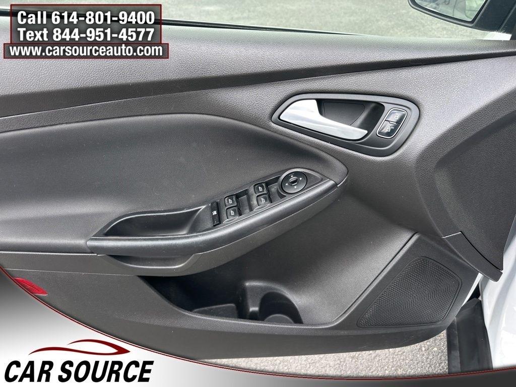 Ford Focus  2016