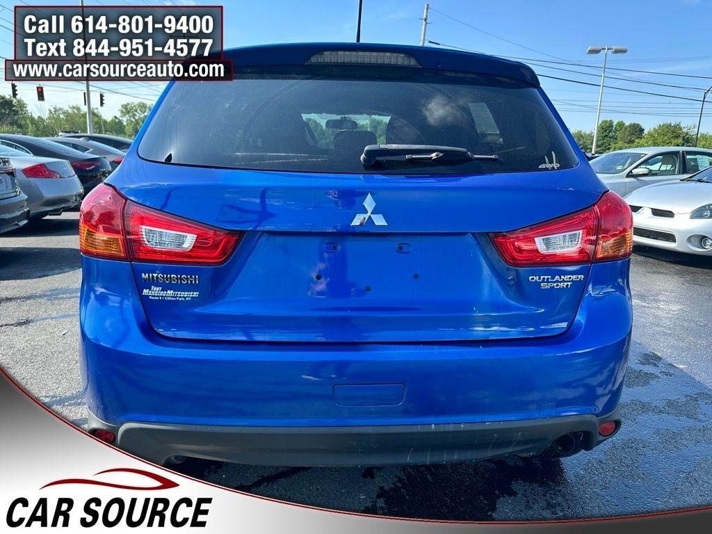 Mitsubishi Outlander Sport  2015