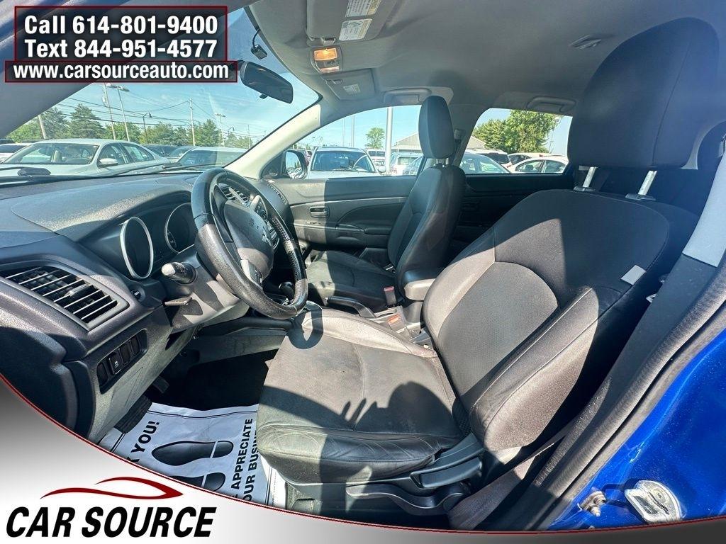 Mitsubishi Outlander Sport  2015