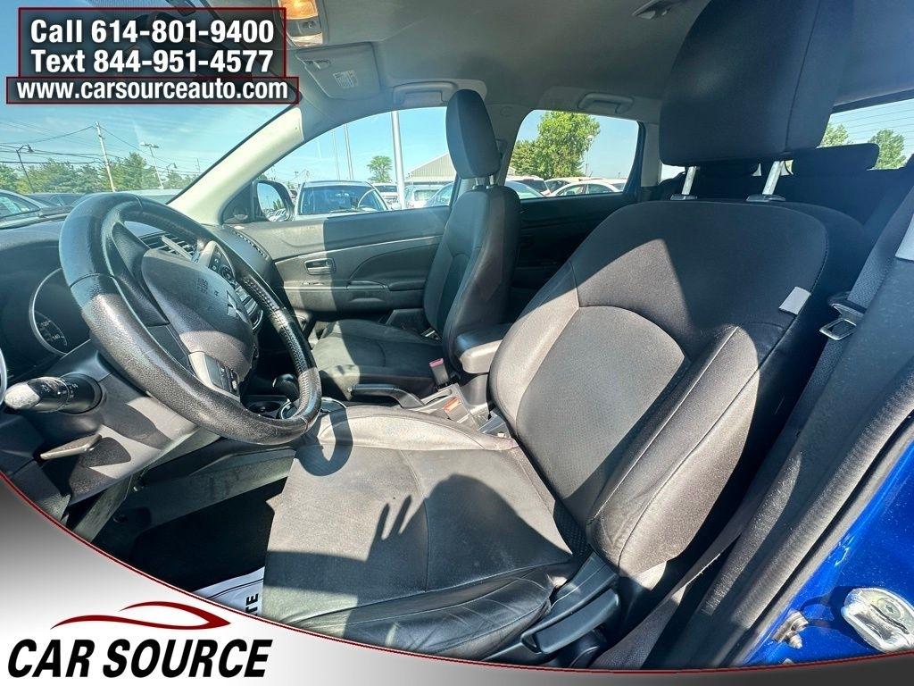 Mitsubishi Outlander Sport  2015