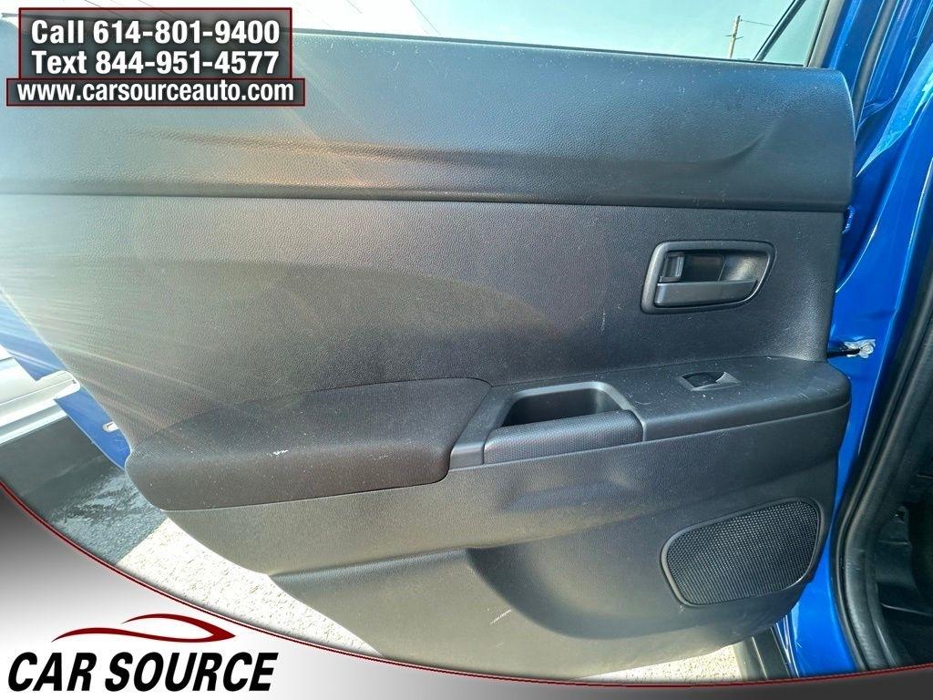 Mitsubishi Outlander Sport  2015
