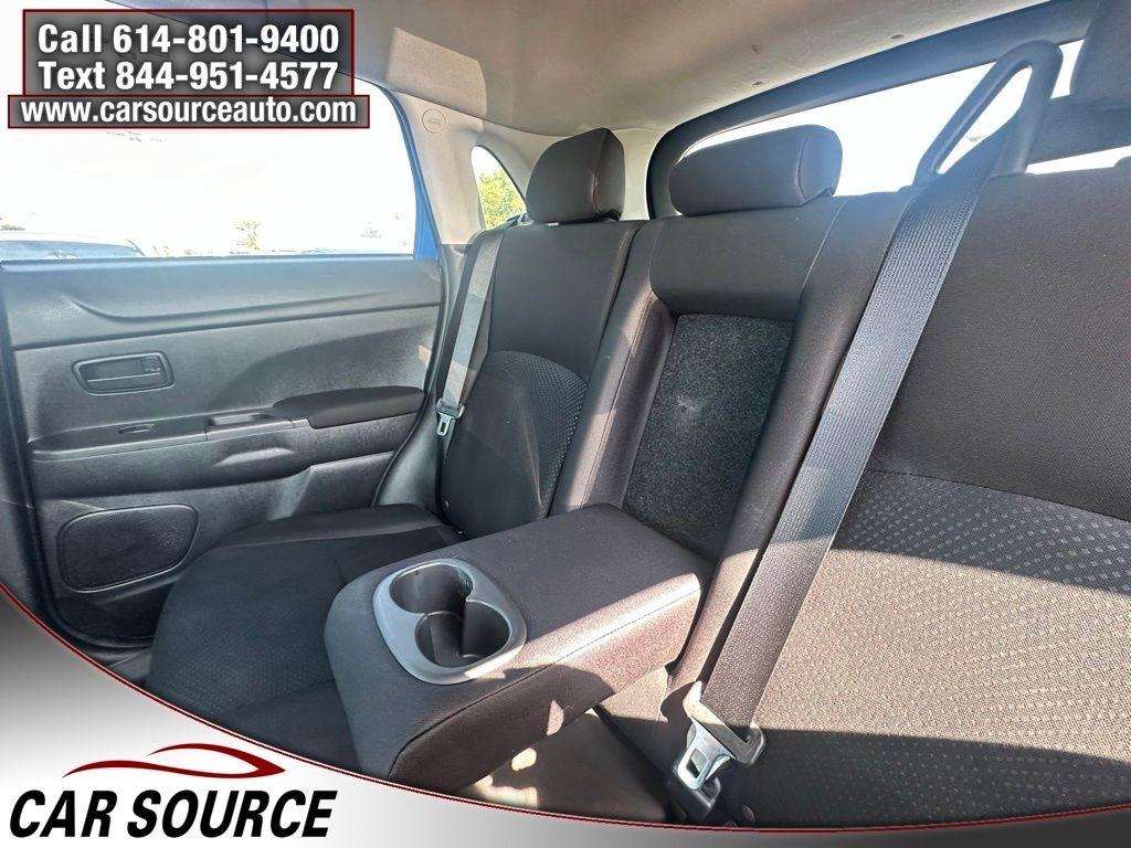 Mitsubishi Outlander Sport  2015