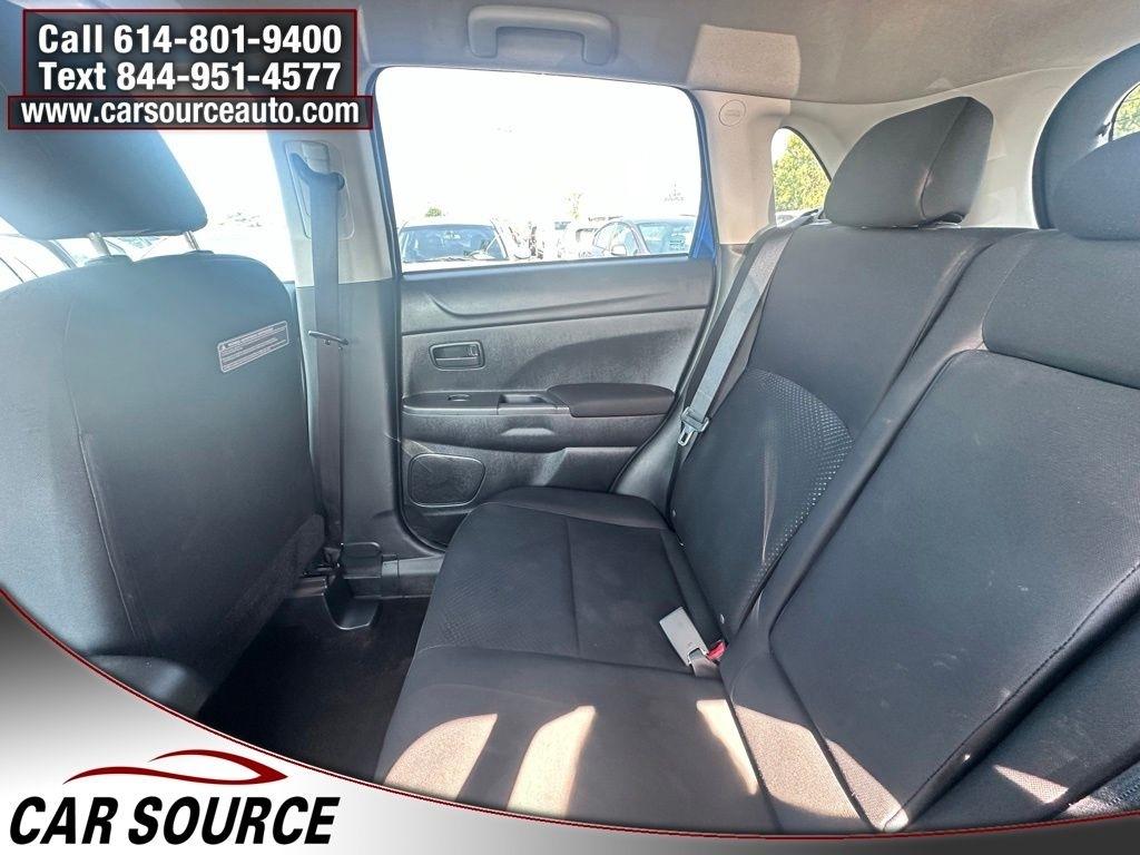 Mitsubishi Outlander Sport  2015