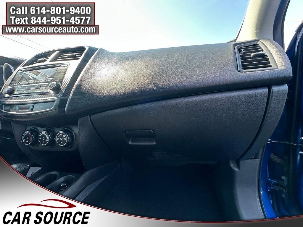Mitsubishi Outlander Sport  2015