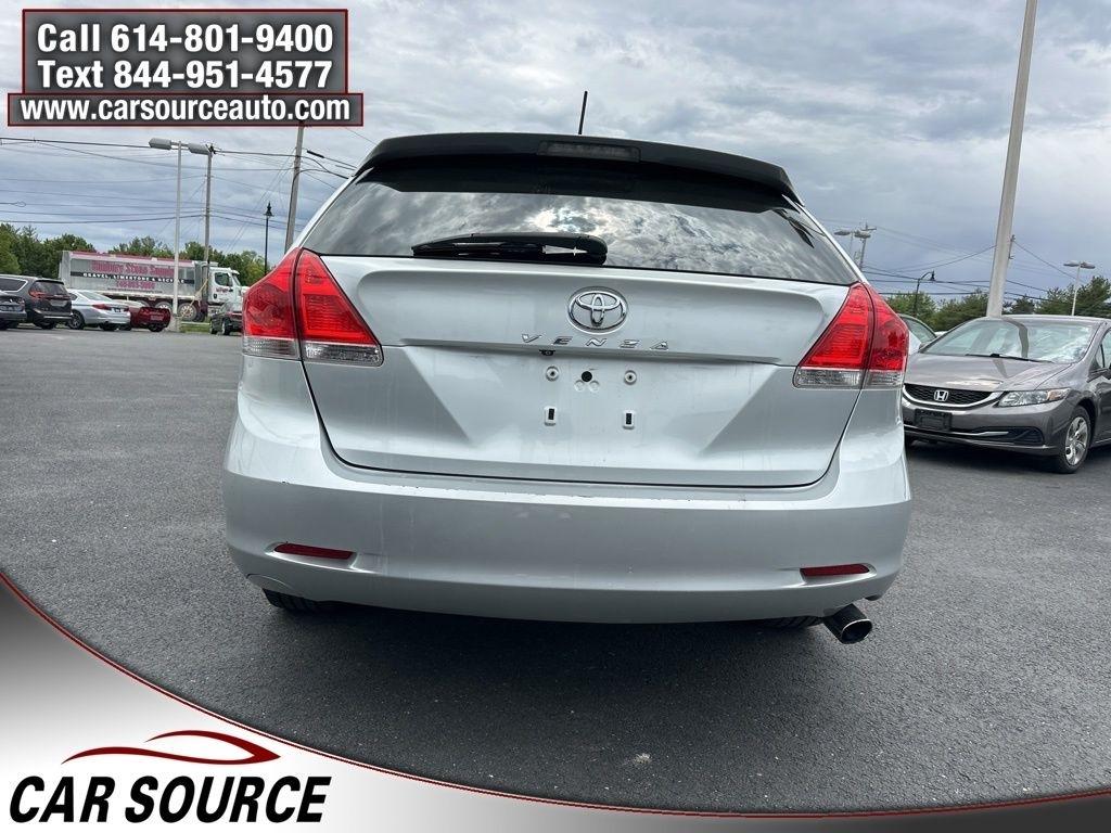 Toyota Venza  2010