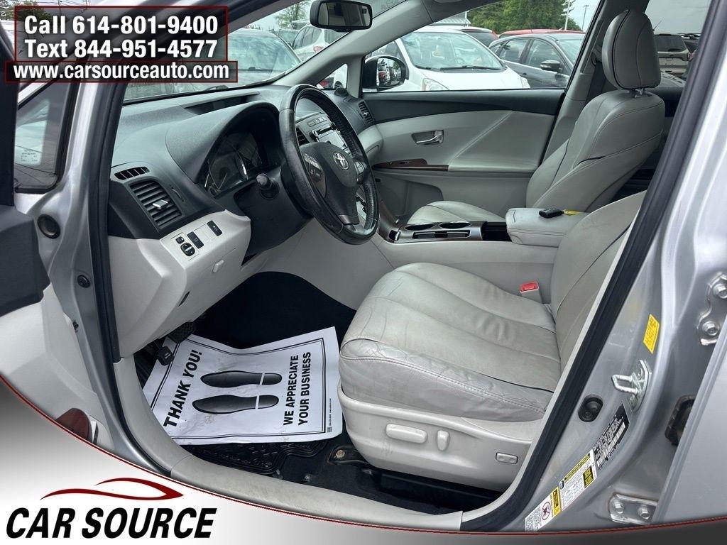 Toyota Venza  2010