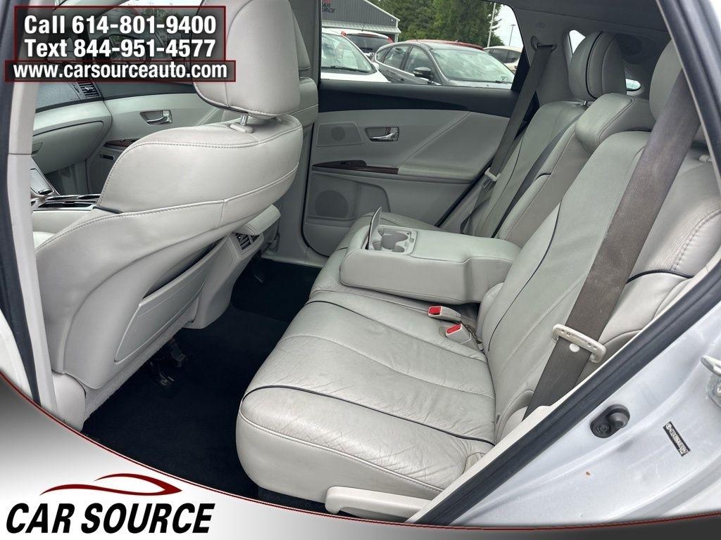 Toyota Venza  2010