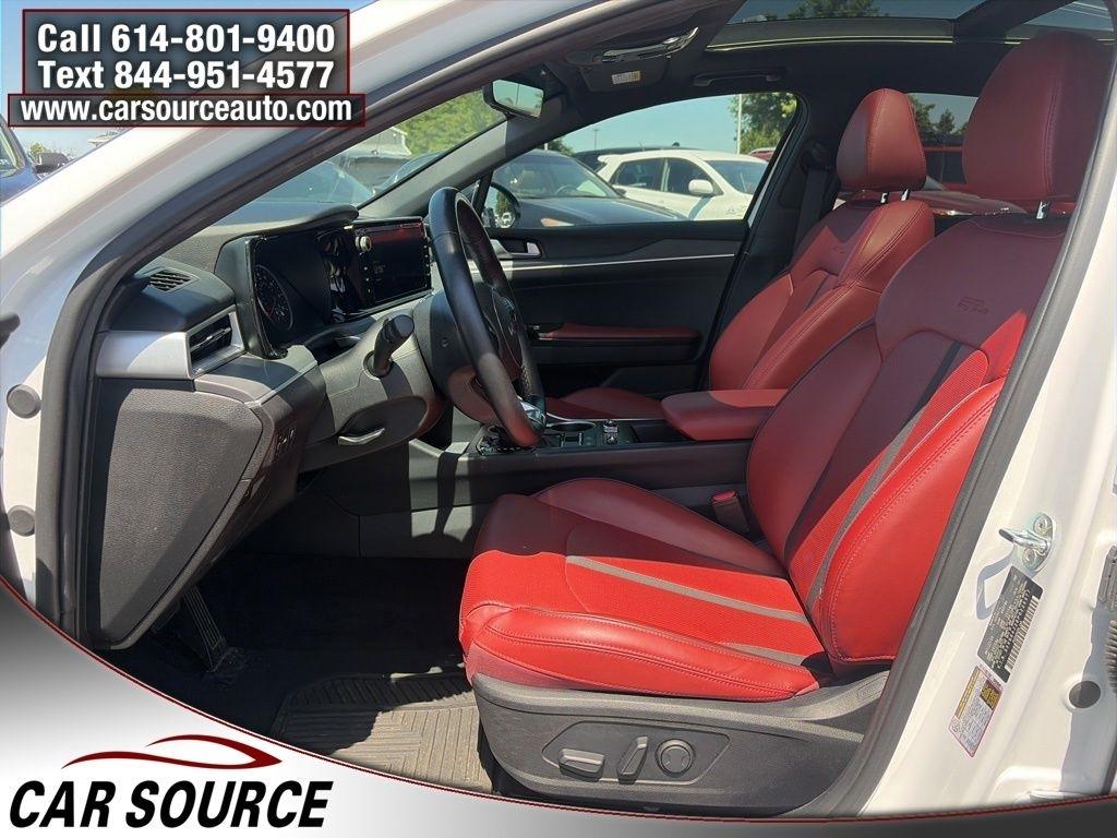 Kia K5  2023