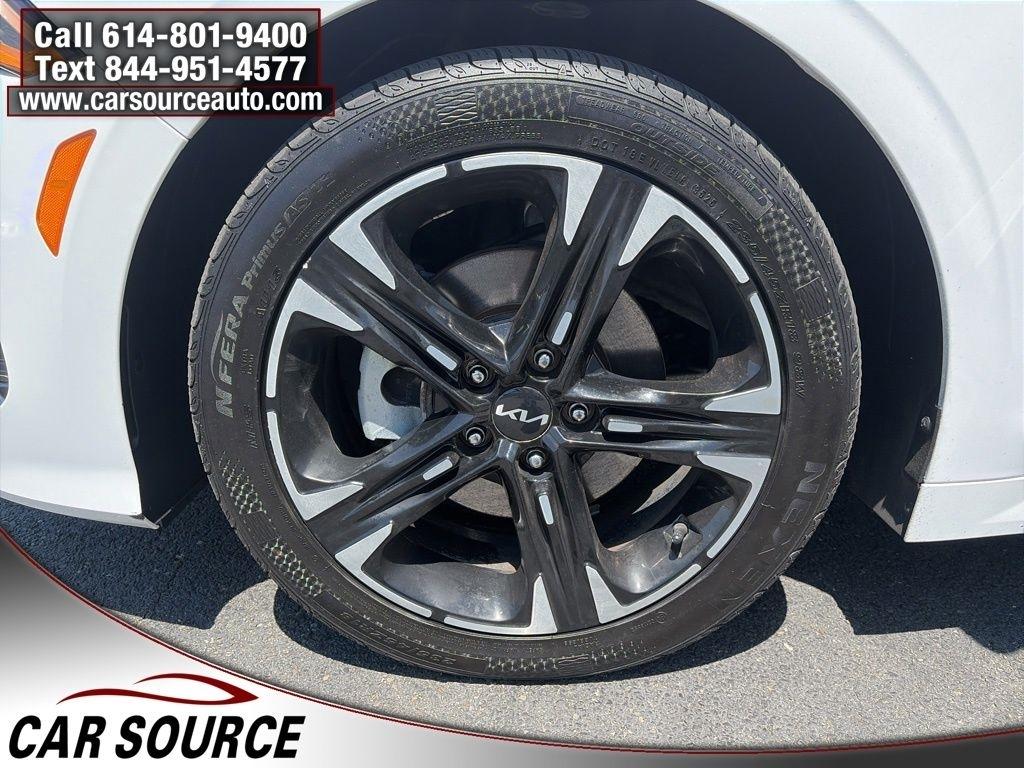 Kia K5  2023