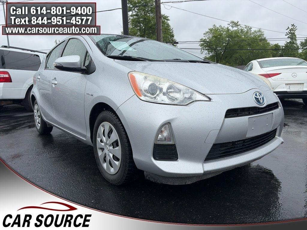 Toyota Prius c  2014