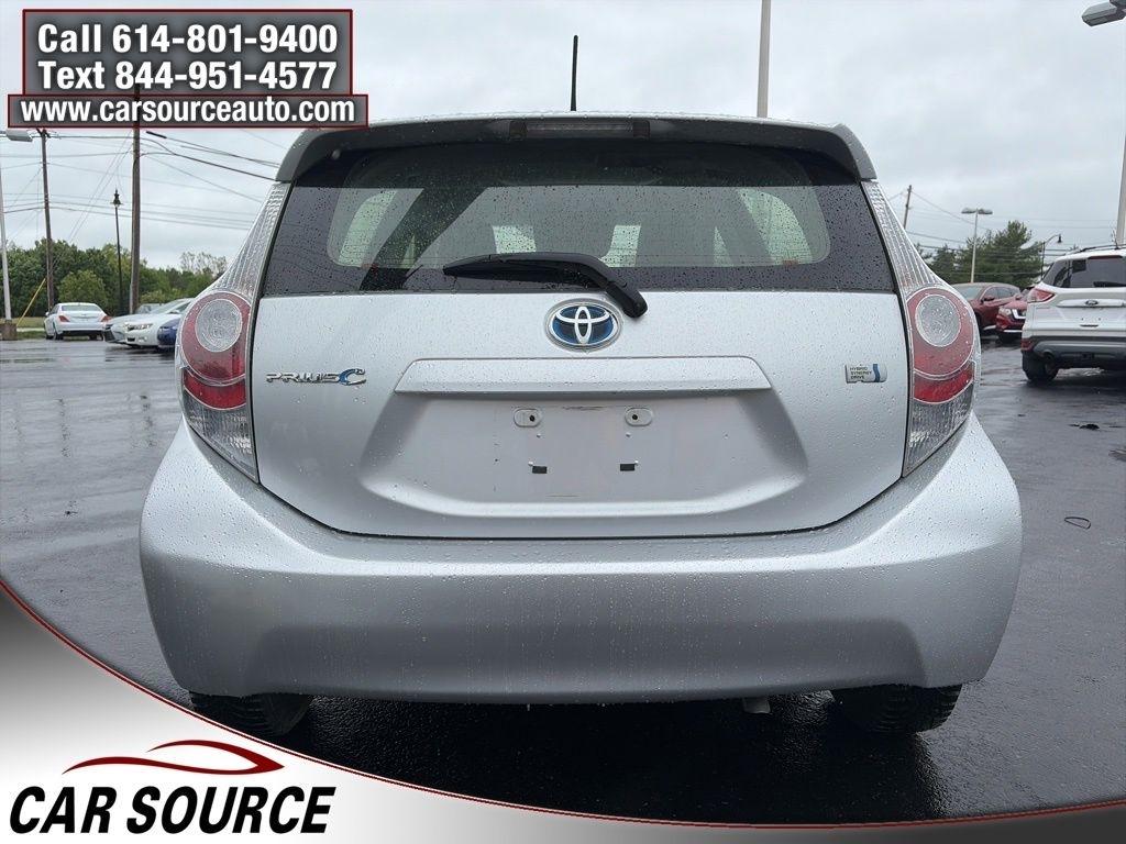 Toyota Prius c  2014