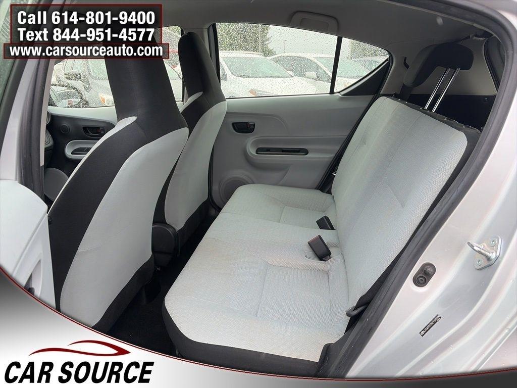 Toyota Prius c  2014