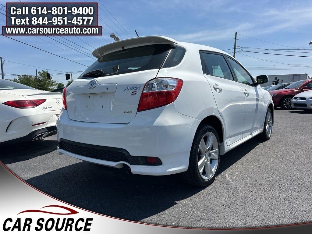 Toyota Matrix  2013