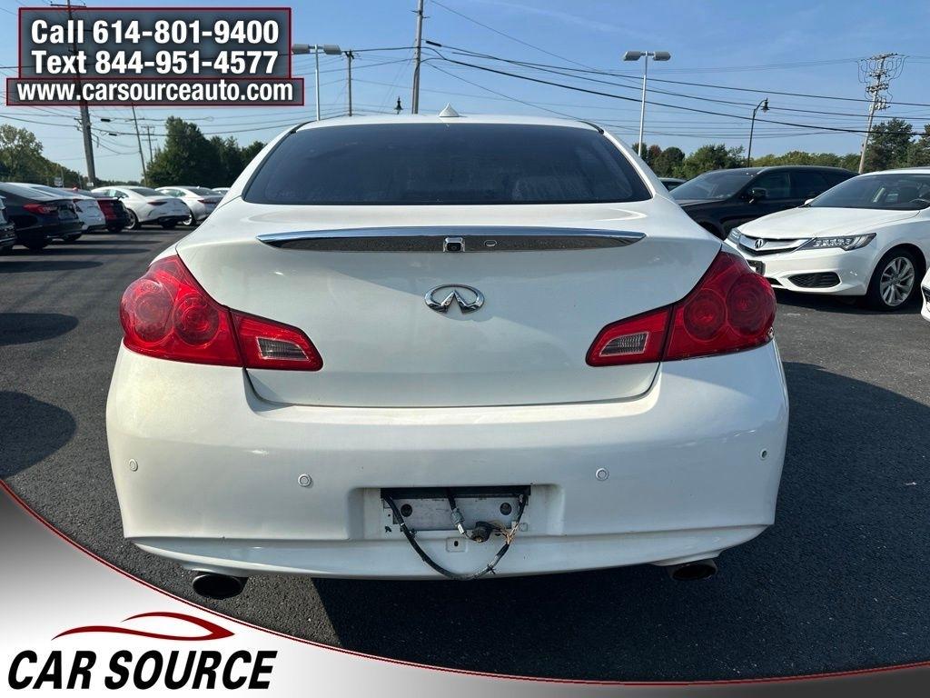 Infiniti G37 Sedan  2012