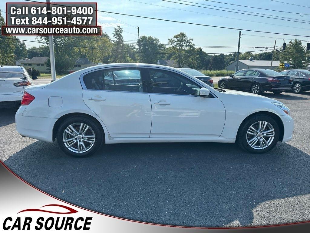 Infiniti G37 Sedan  2012
