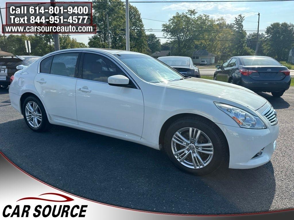 Infiniti G37 Sedan  2012