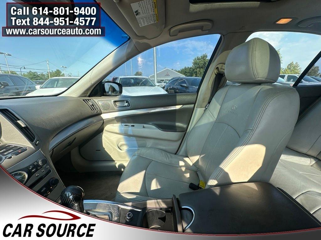 Infiniti G37 Sedan  2012
