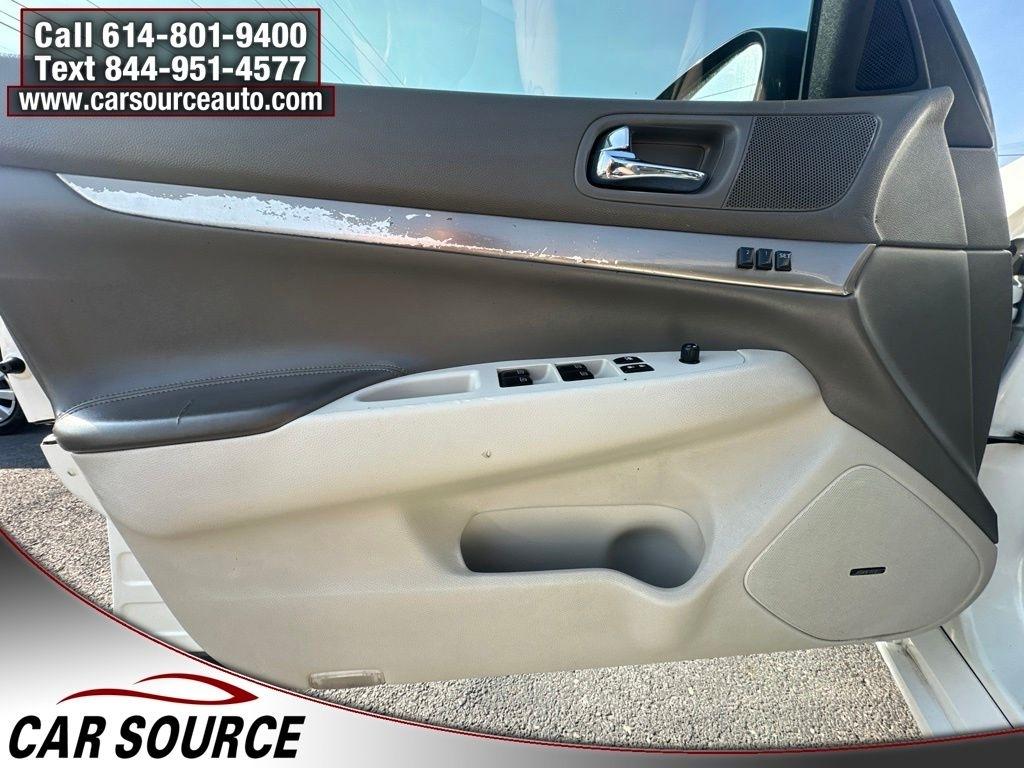 Infiniti G37 Sedan  2012