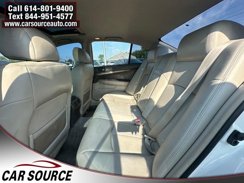 Infiniti G37 Sedan  2012