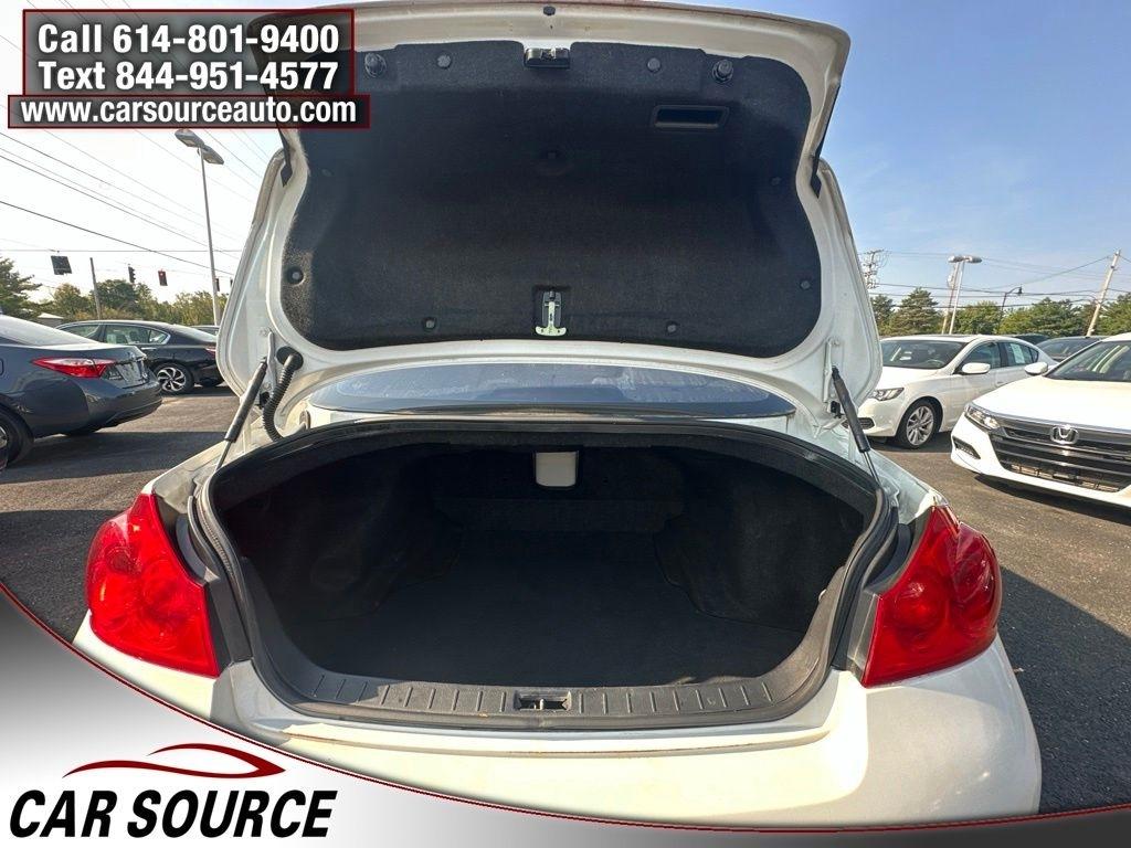 Infiniti G37 Sedan  2012
