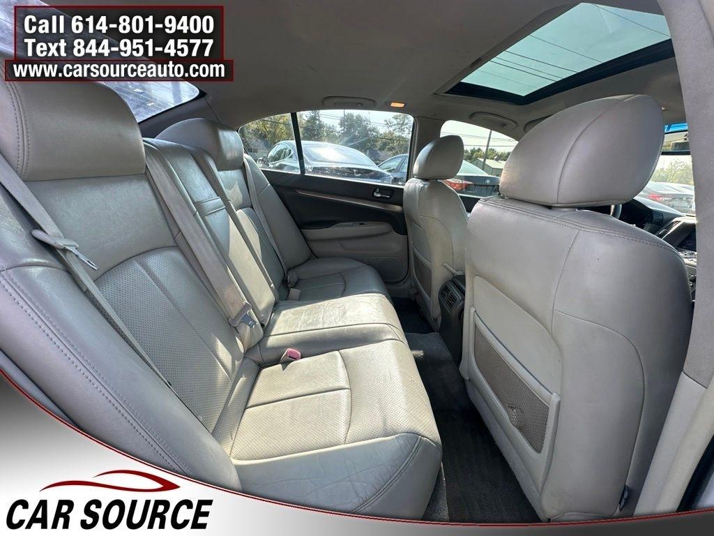 Infiniti G37 Sedan  2012