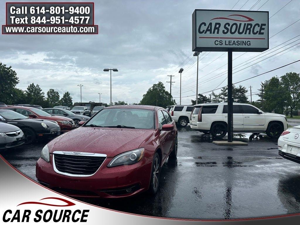 Chrysler 200  2013