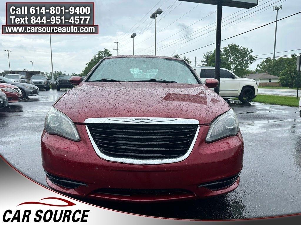 Chrysler 200  2013